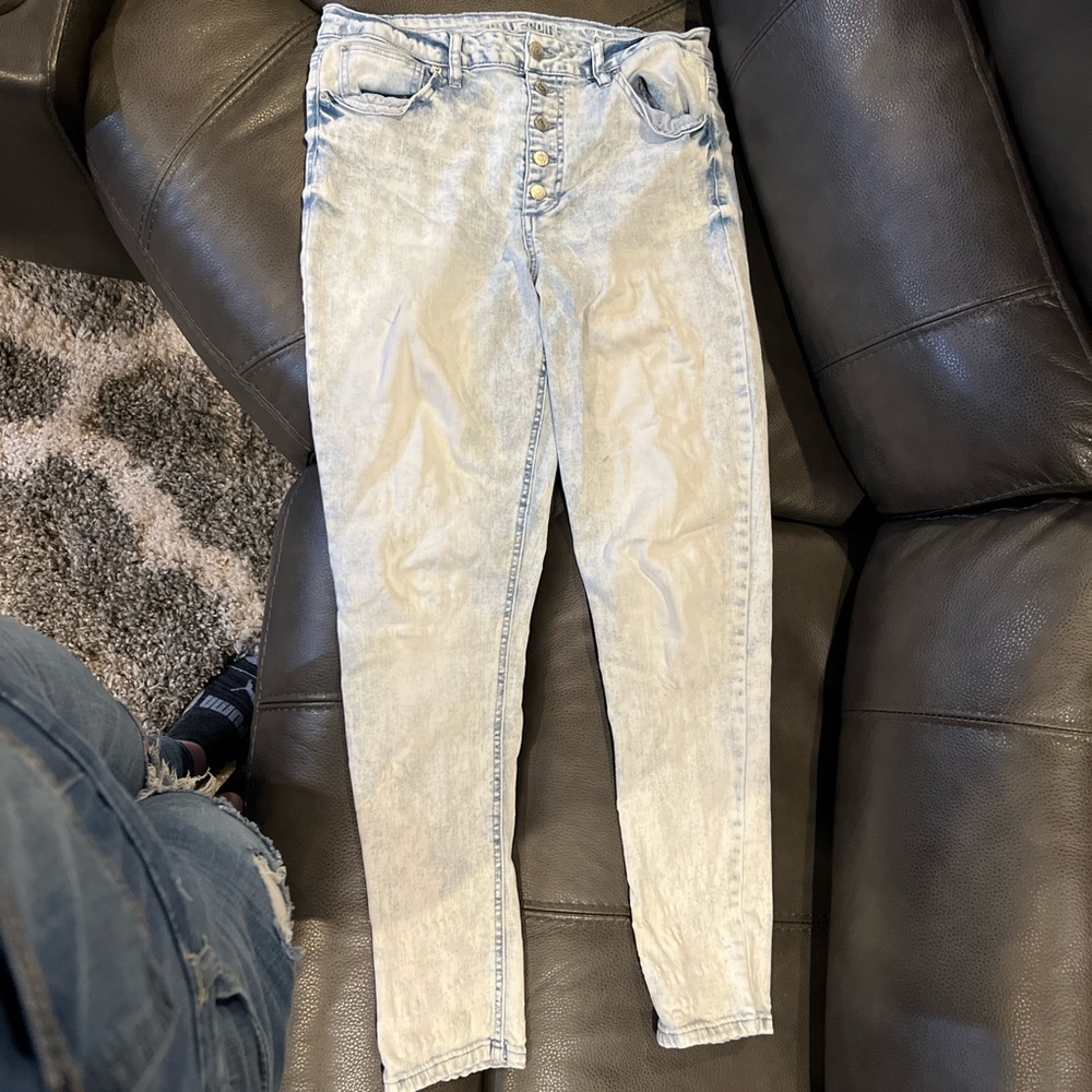 Women's Light Blue Jeans